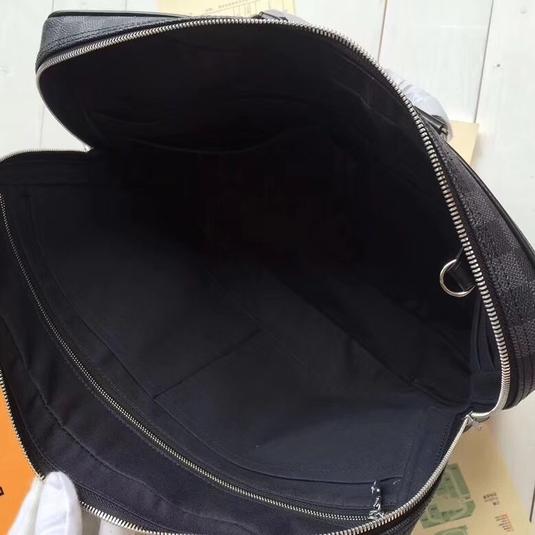 LV PORTE-DOCUMENTS VOYAGE N41125