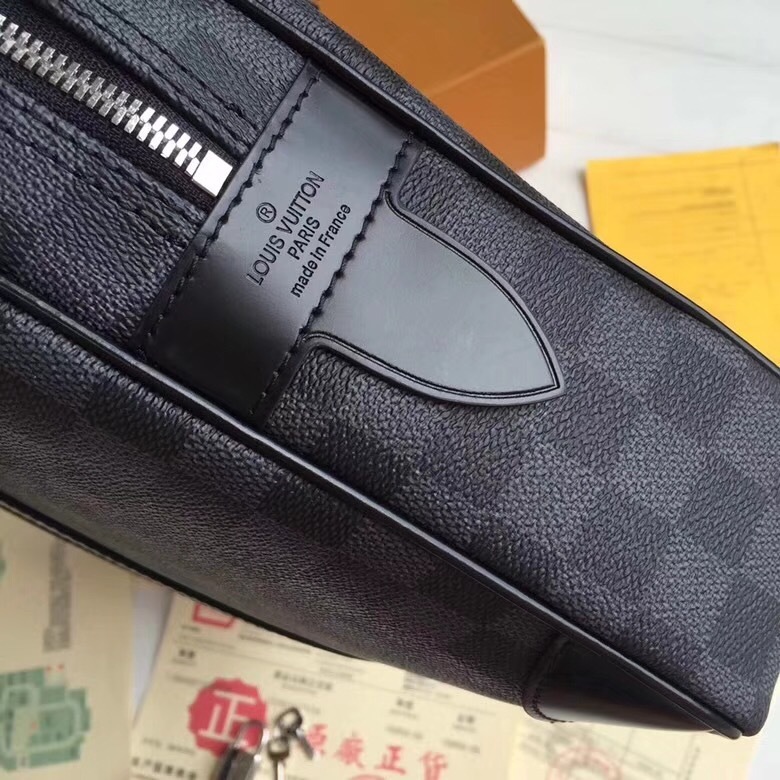 LV PORTE-DOCUMENTS VOYAGE N41125