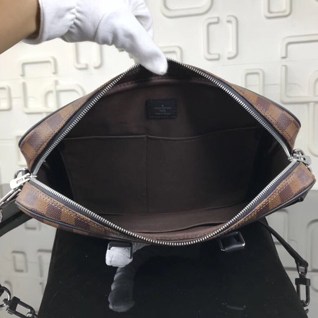 LV PORTE-DOCUMENTS VOYAGE PM N41478