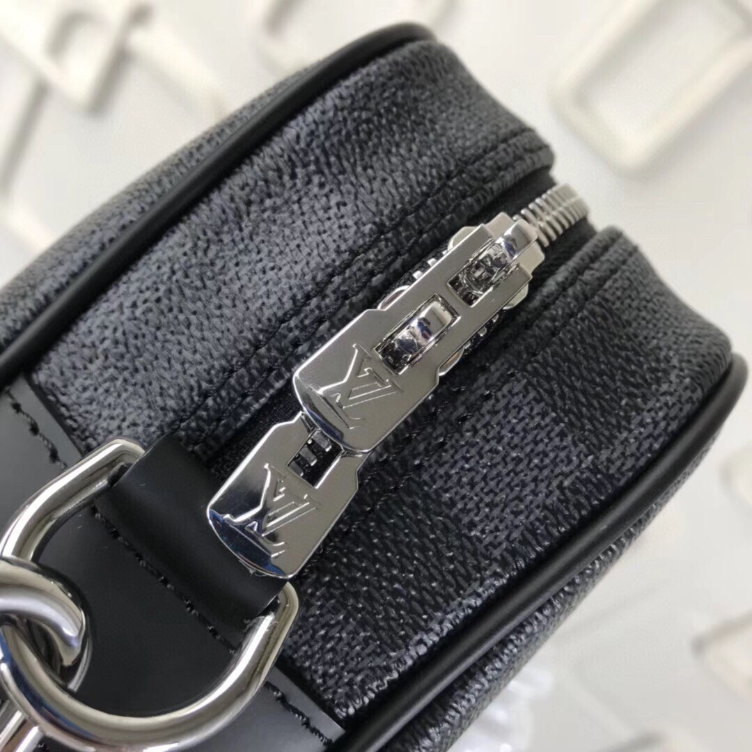 LV PORTE-DOCUMENTS VOYAGE PM N41478