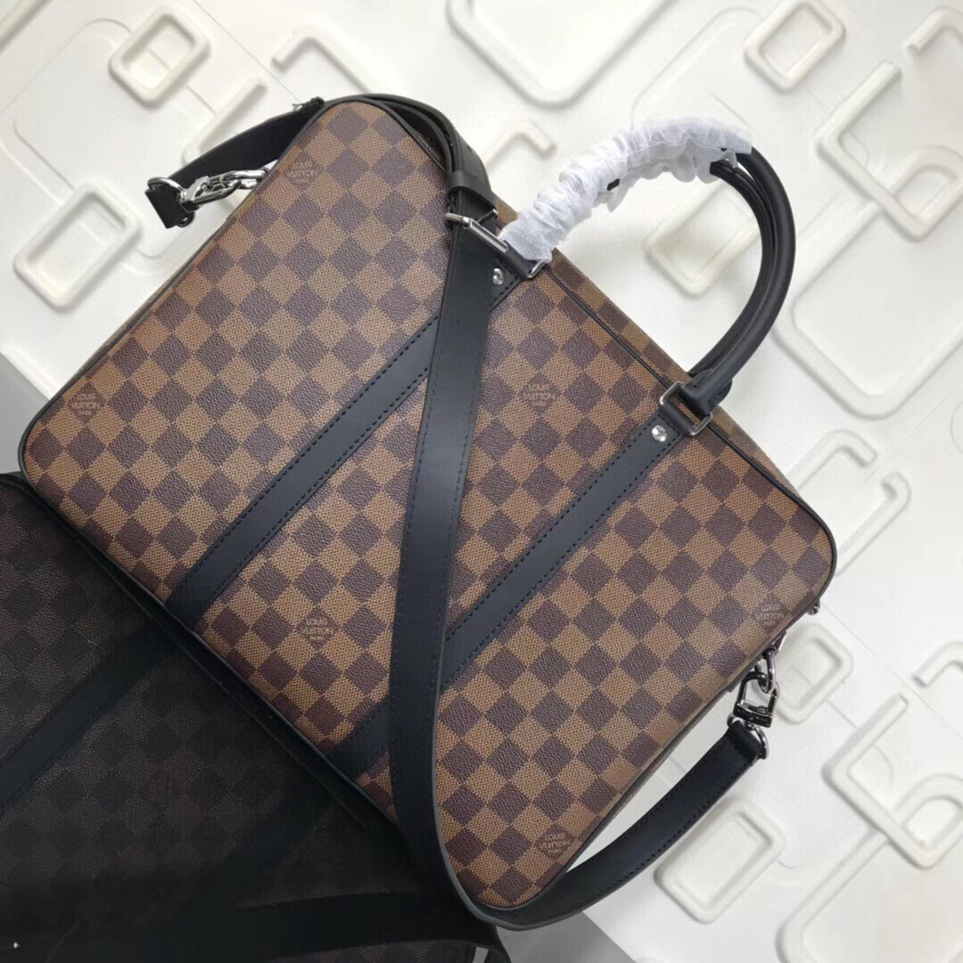 LV PORTE-DOCUMENTS VOYAGE PM N41478