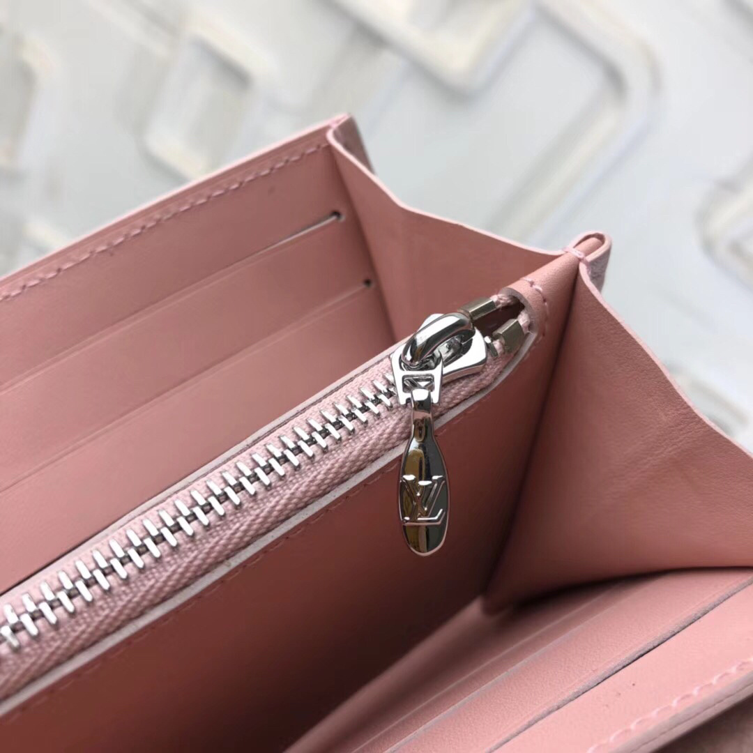 LV PORTEFEUILLE CAPUCINES M62556