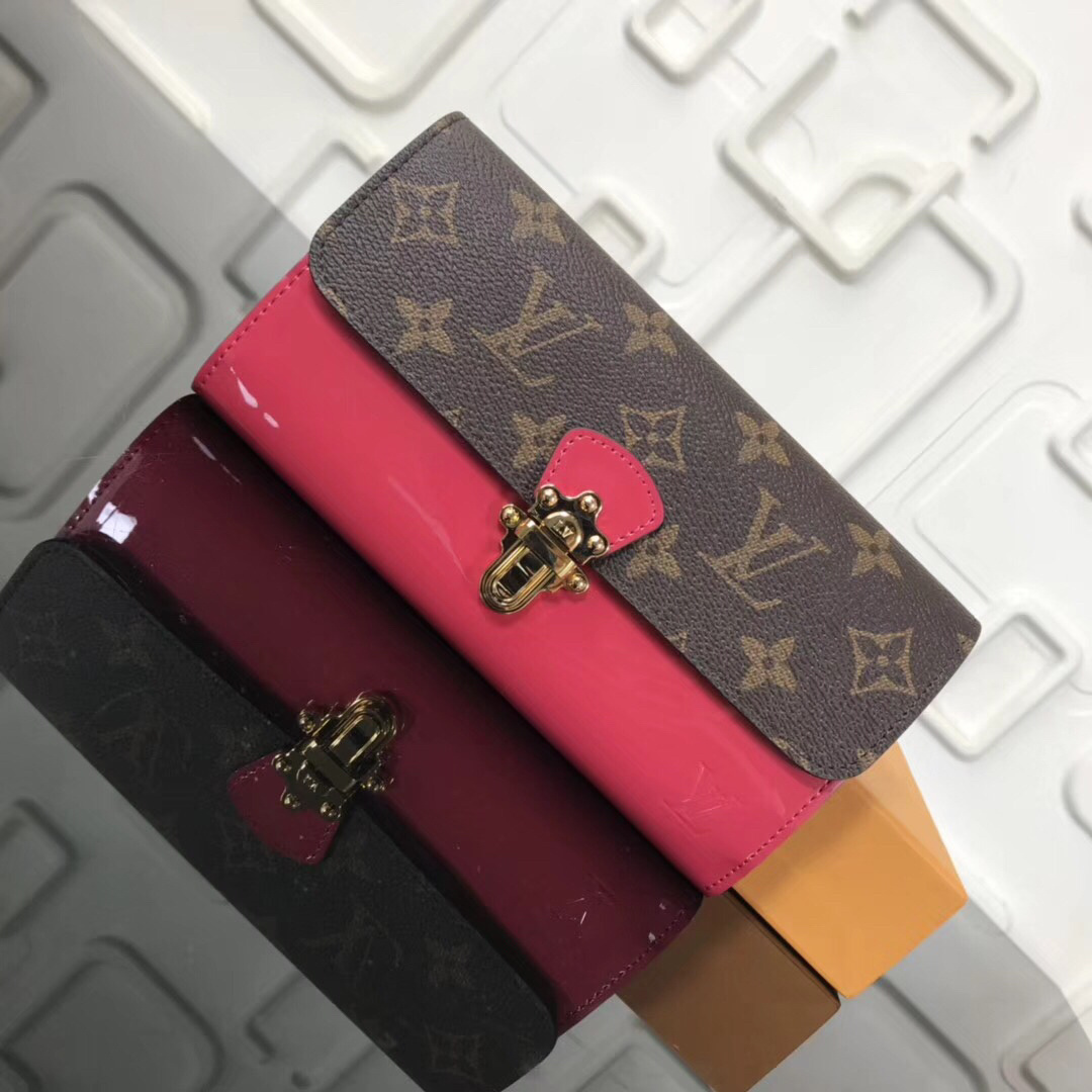 LV PORTEFEUILLE CHERRYWOOD wallet M62558 
