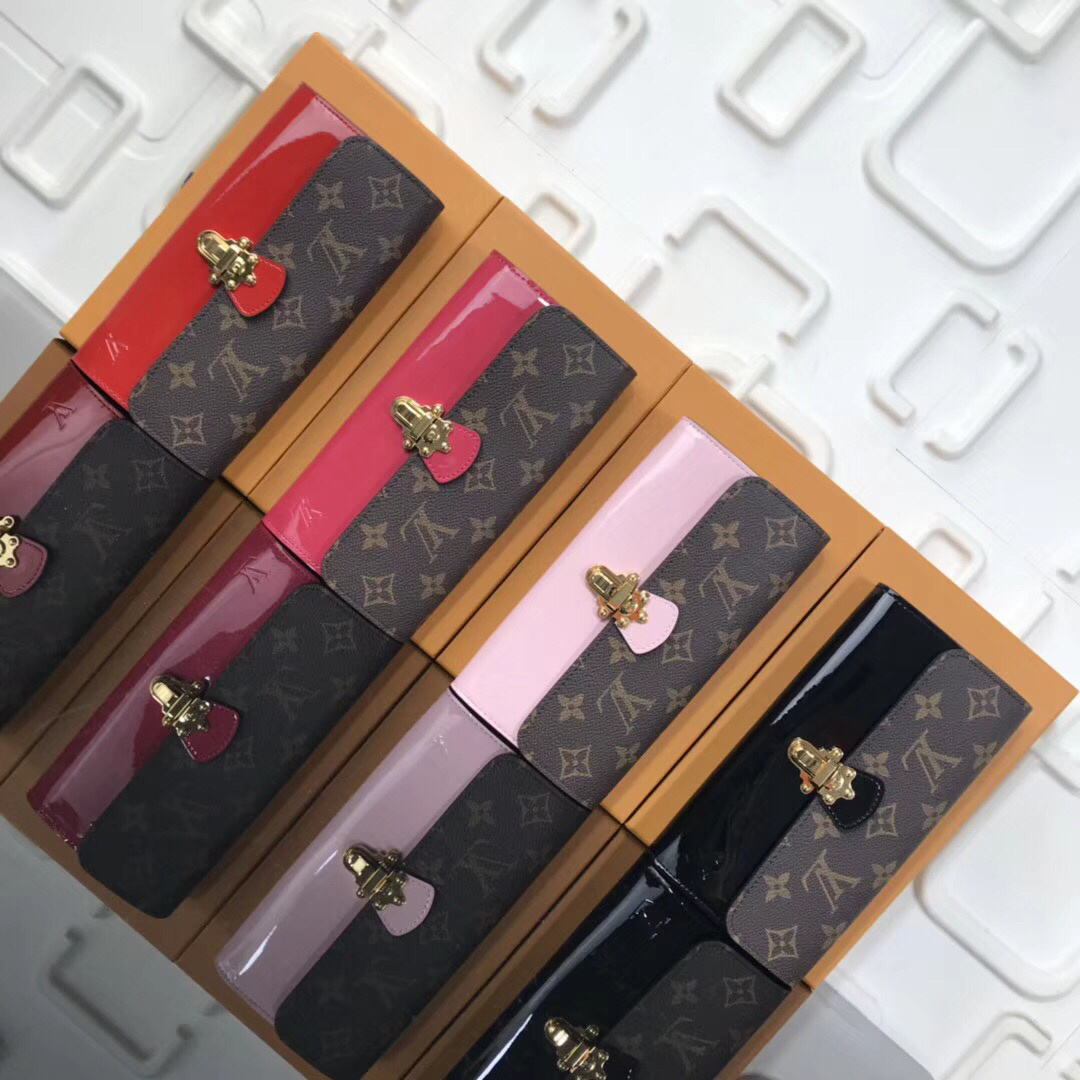 LV PORTEFEUILLE CHERRYWOOD wallet M62558 