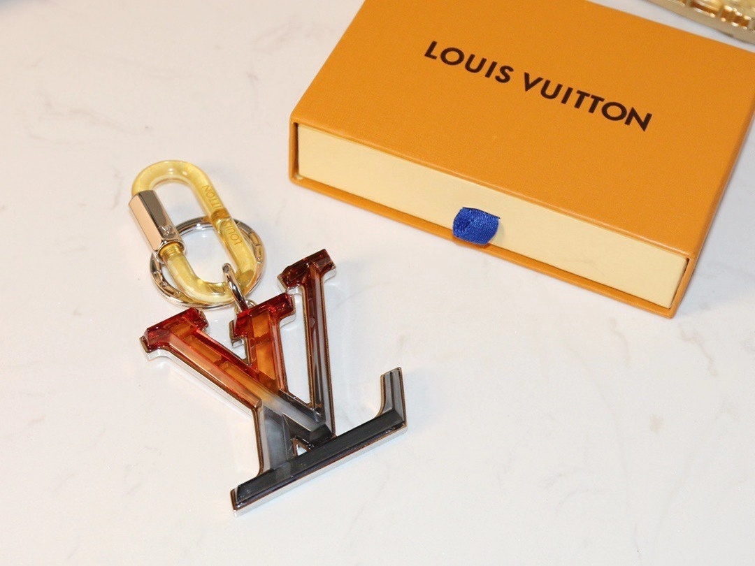 LV PRISM BAG CHARM AND KEY HOLDER MP2365