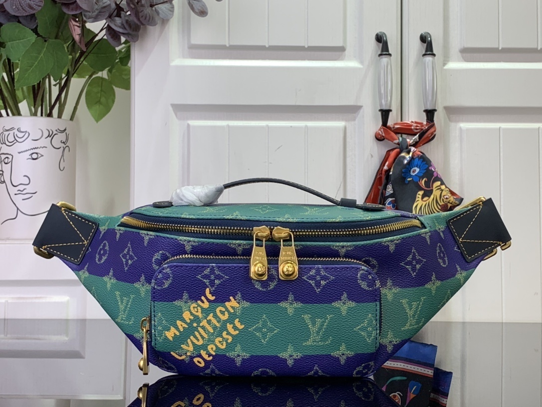 LV Push bumbag M25783