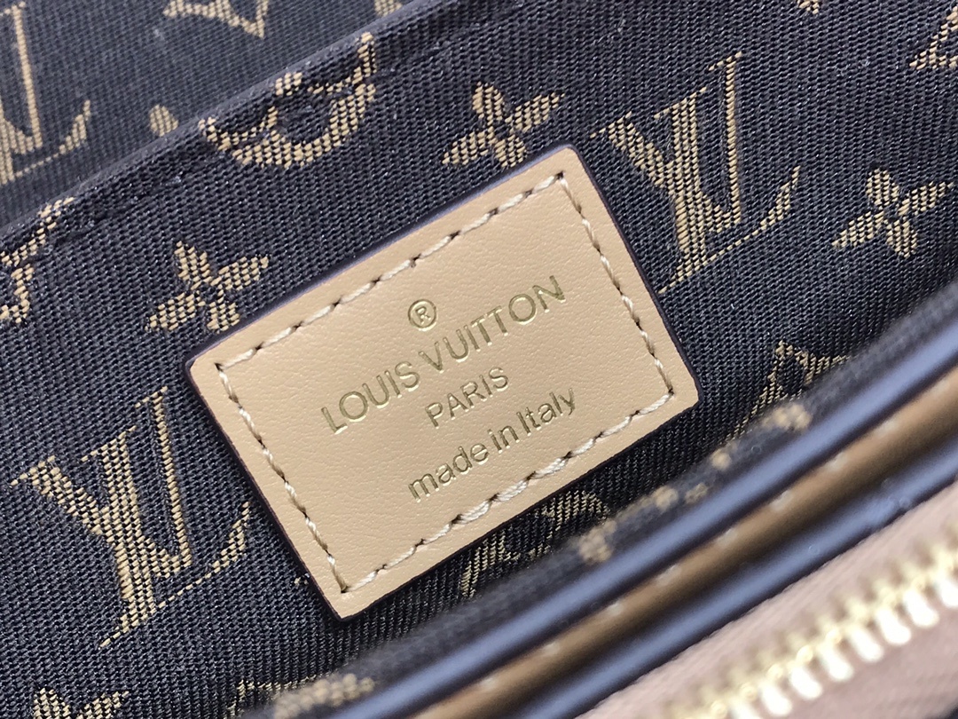 LV RENDEZ-VOUS M57743