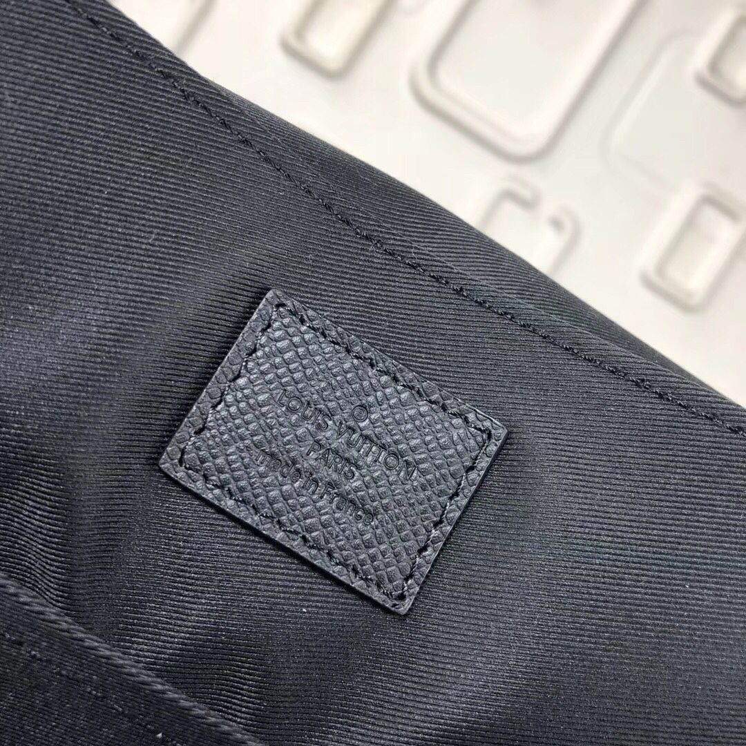 LV ROMAN Bag M30619