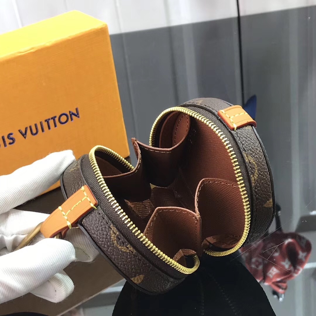 LV ROUND CASE M68524