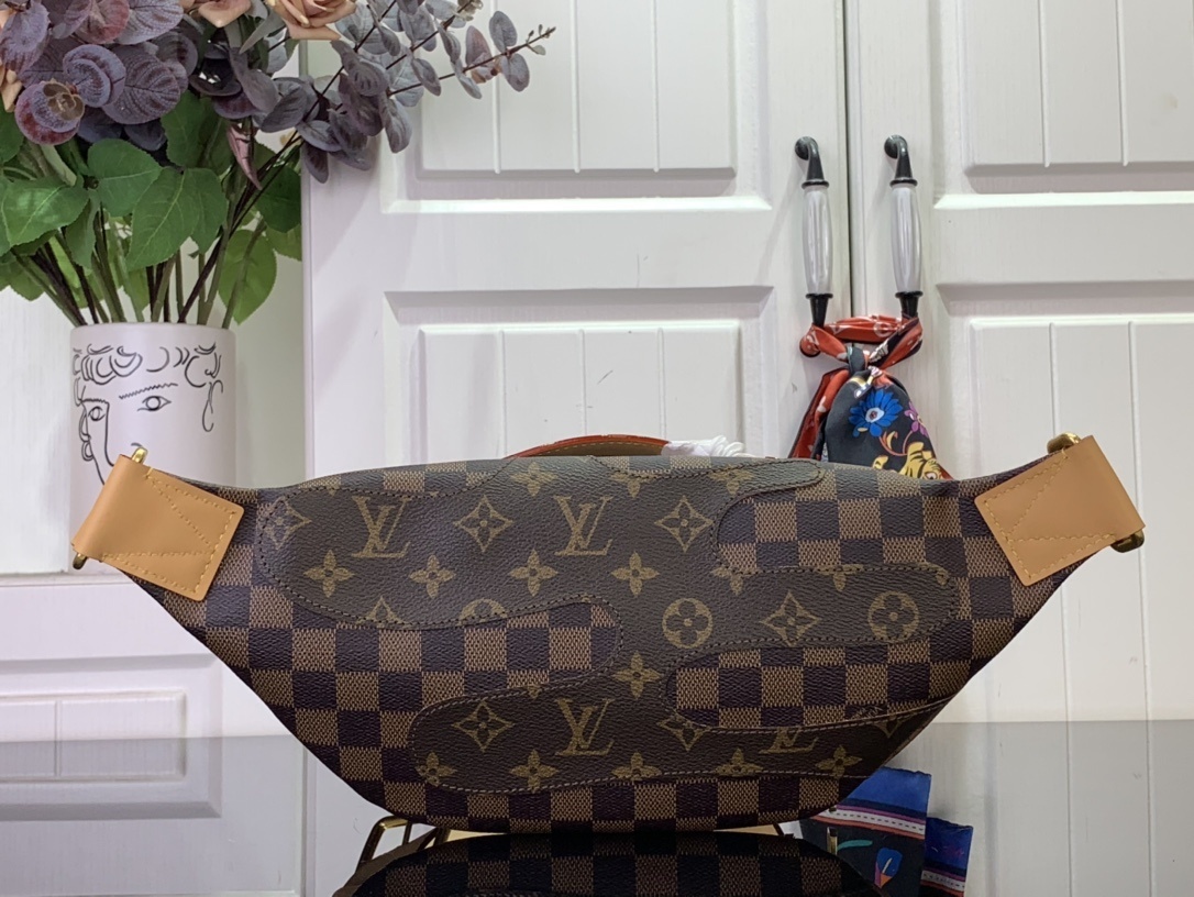 LV RUSH  m15271 