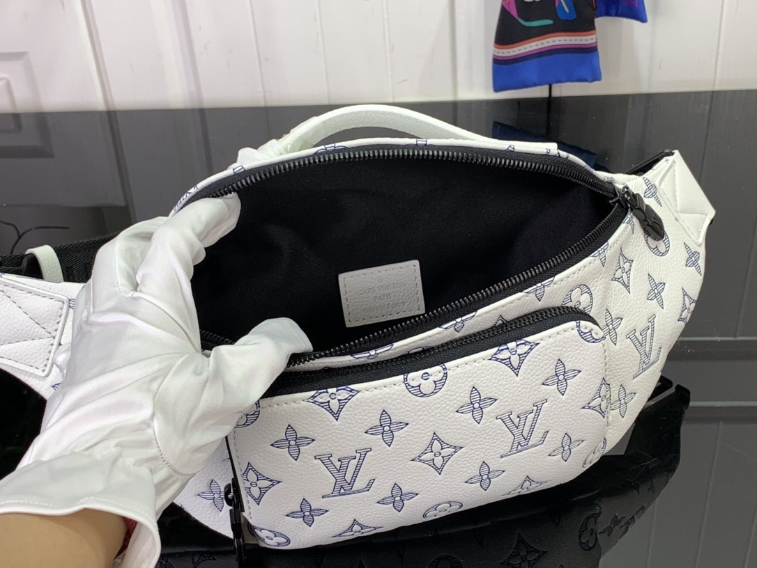 LV Rush Bumbag M25227