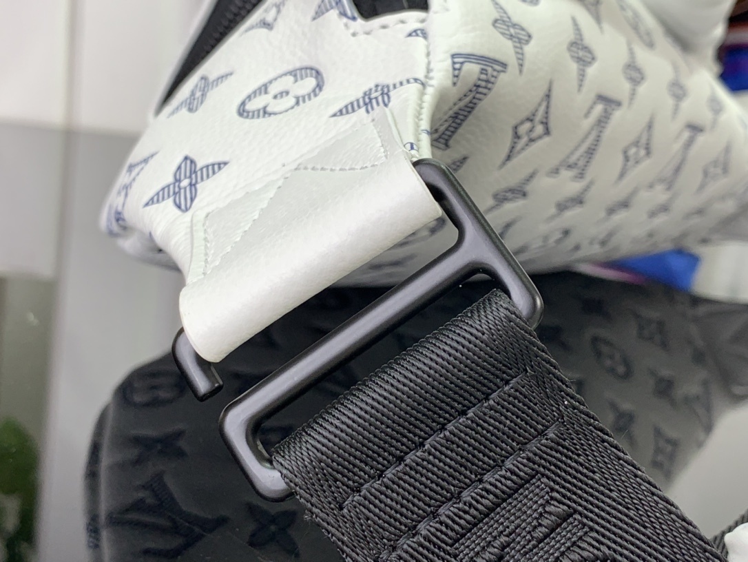 LV Rush Bumbag M25227