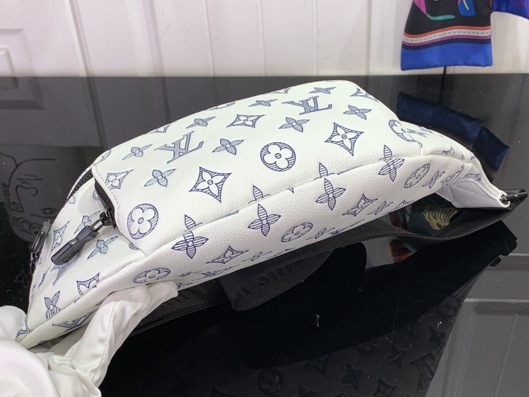 LV Rush Bumbag M25227