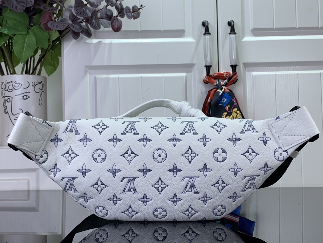 LV Rush Bumbag M25227