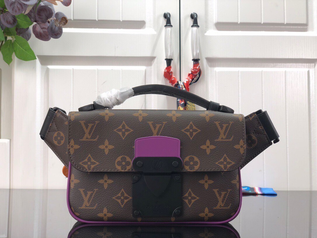 LV S LOCK SLING M46245