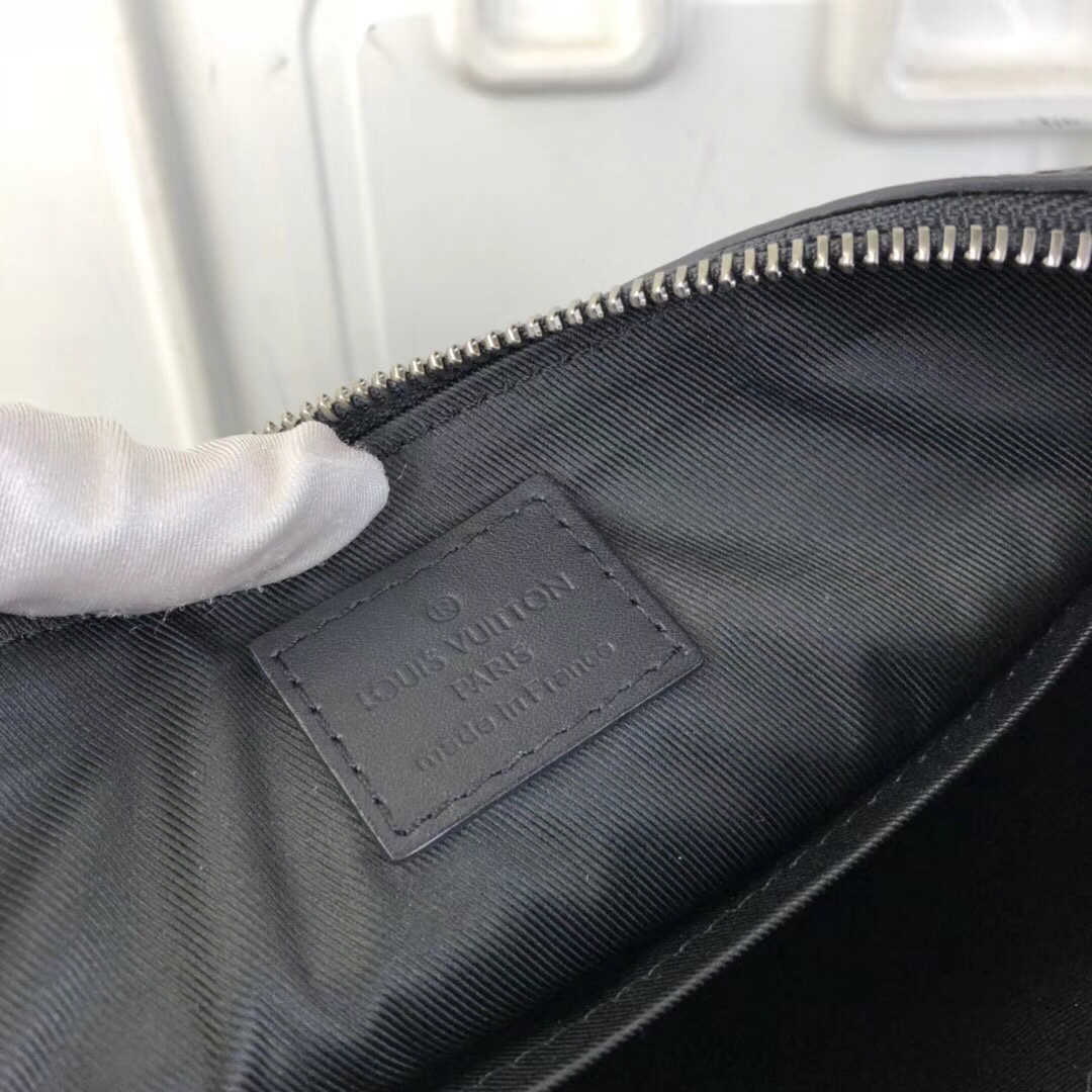 LV SAC MESSENGER BB N42418