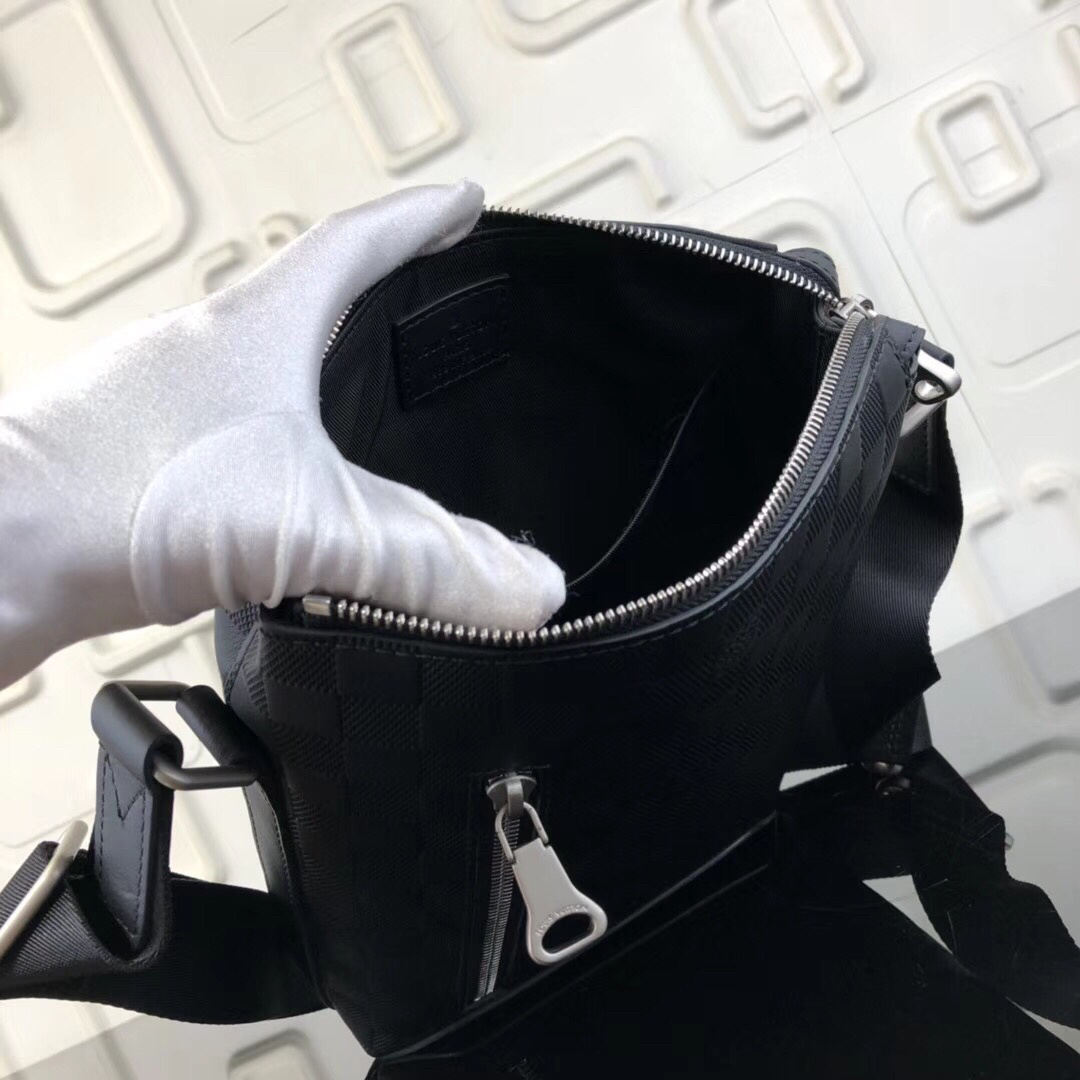 LV SAC MESSENGER BB N42418