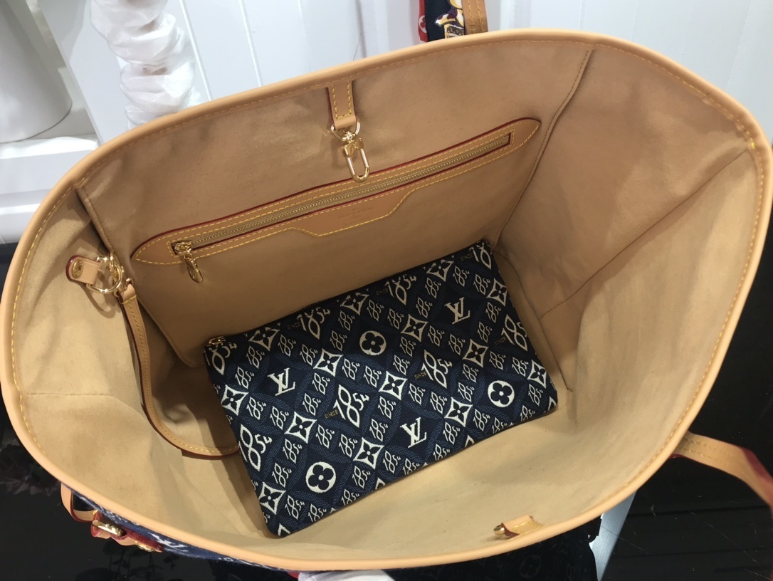 LV SAC NEVERFULL MM SINCE 1854 M57484