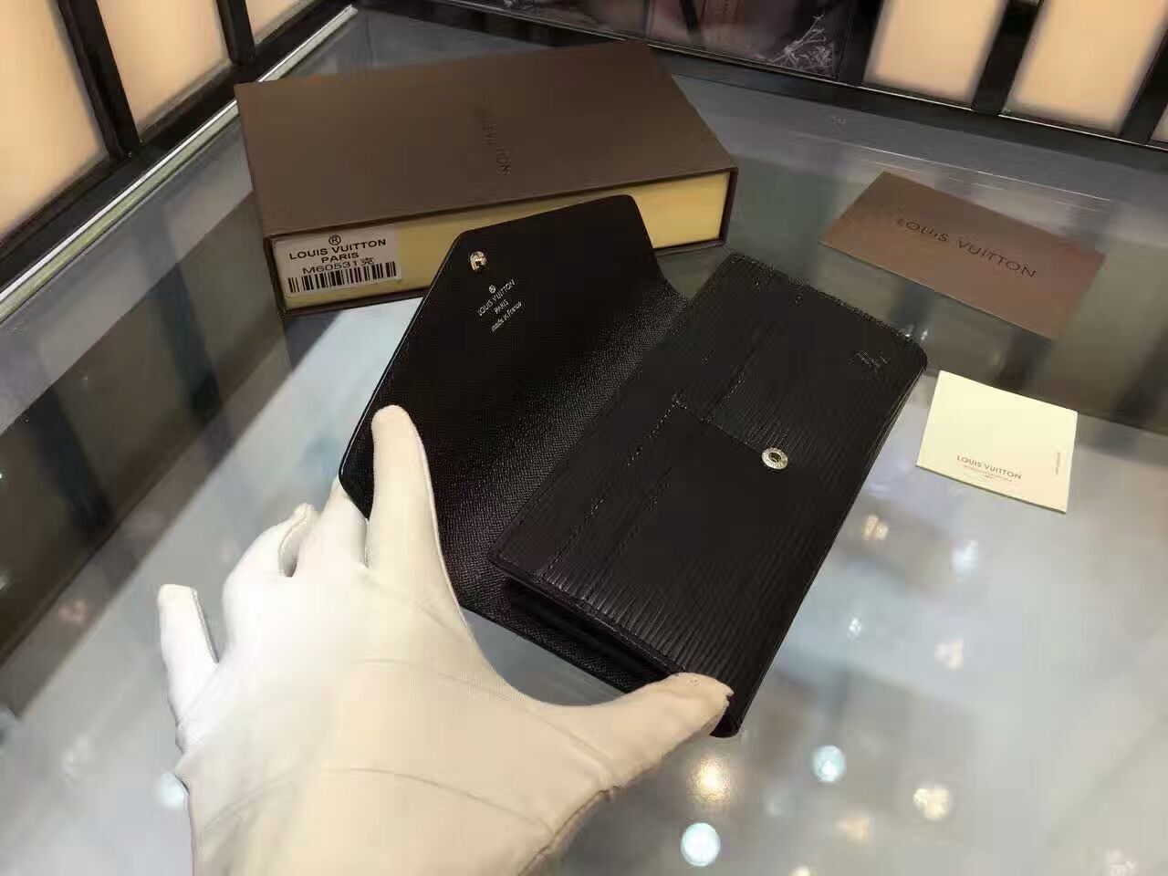 LV Sarah wallet 60531D 