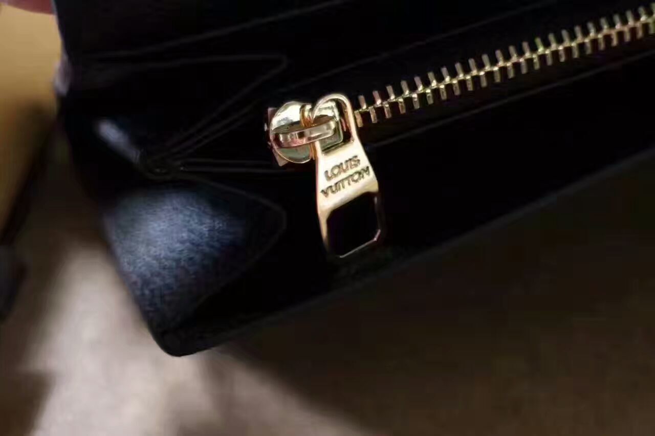 LV Sarah wallet 61182C