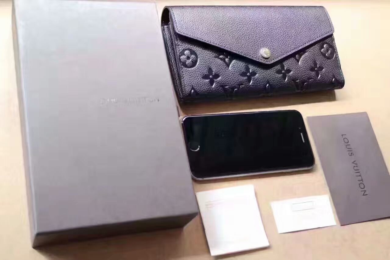 LV Sarah wallet 61182C