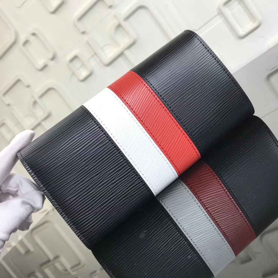 LV Sarah wallet M62985 