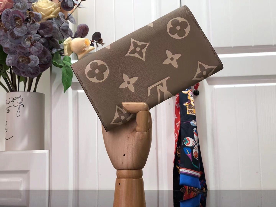 LV SARAH wallet M80496 