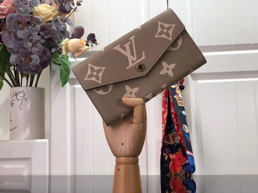LV SARAH wallet M80496 