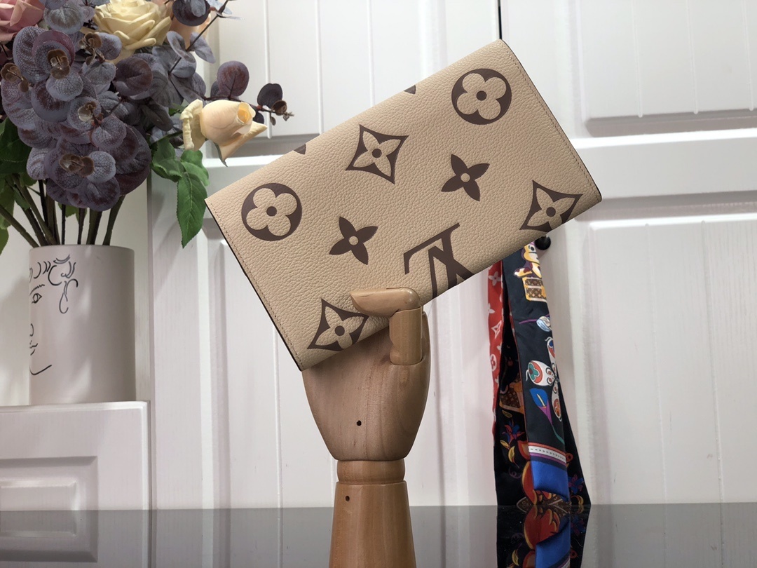 LV SARAH wallet M80496 