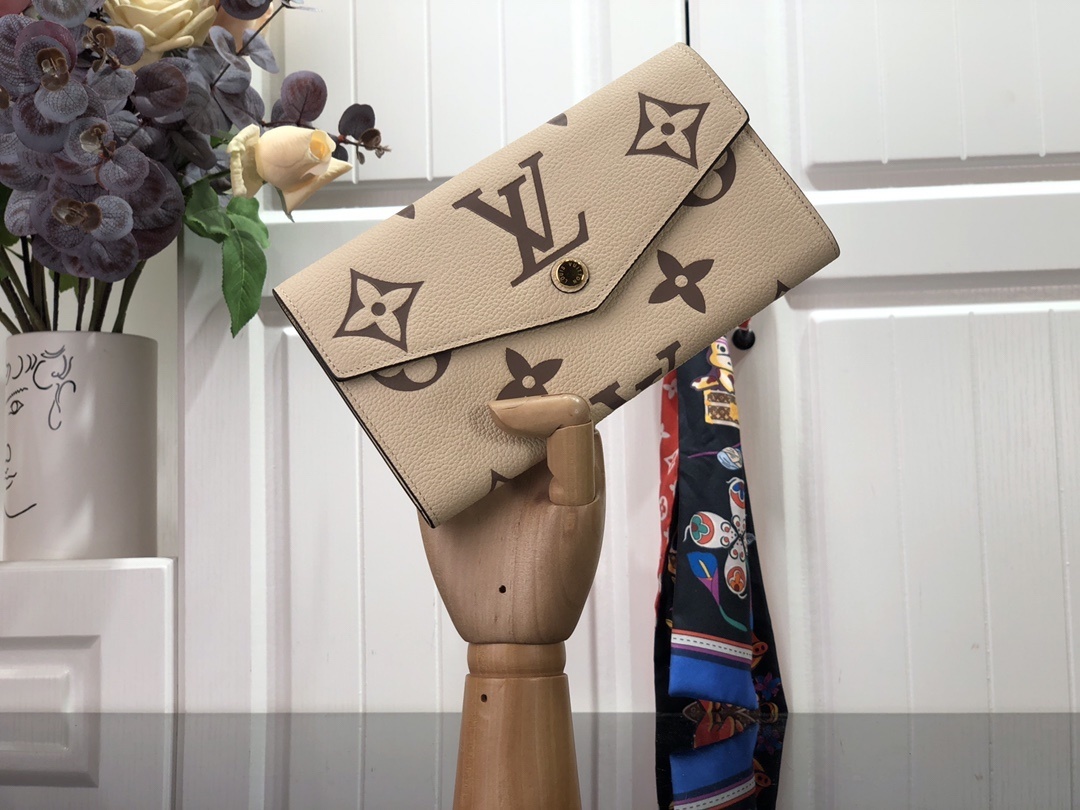 LV SARAH wallet M80496 