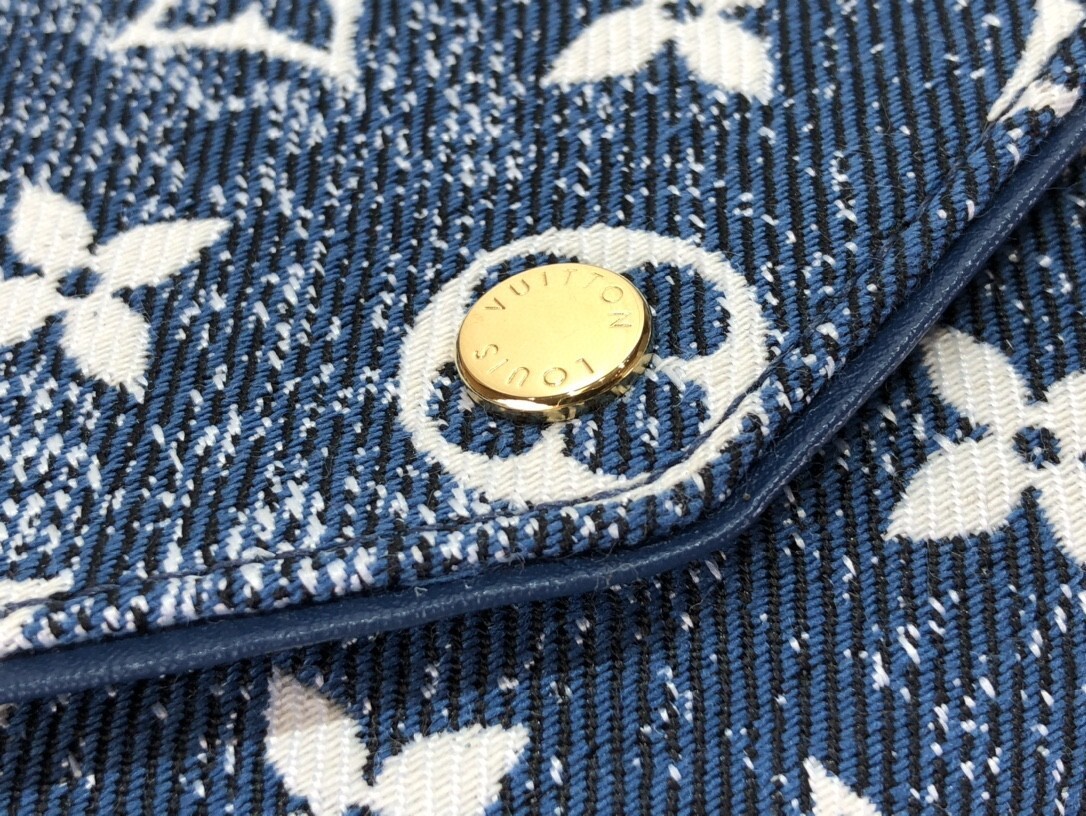 LV SARAH wallet M81183