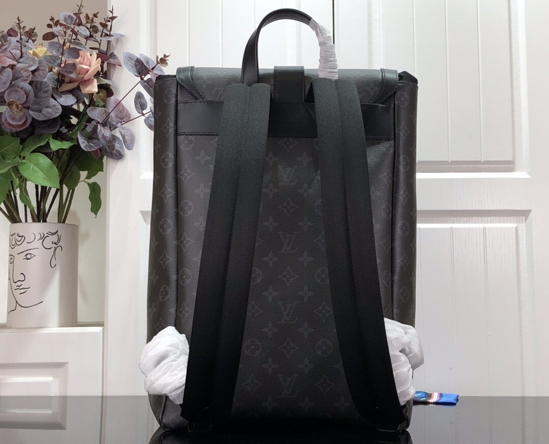 LV SAUMUR BACKPACK M45913