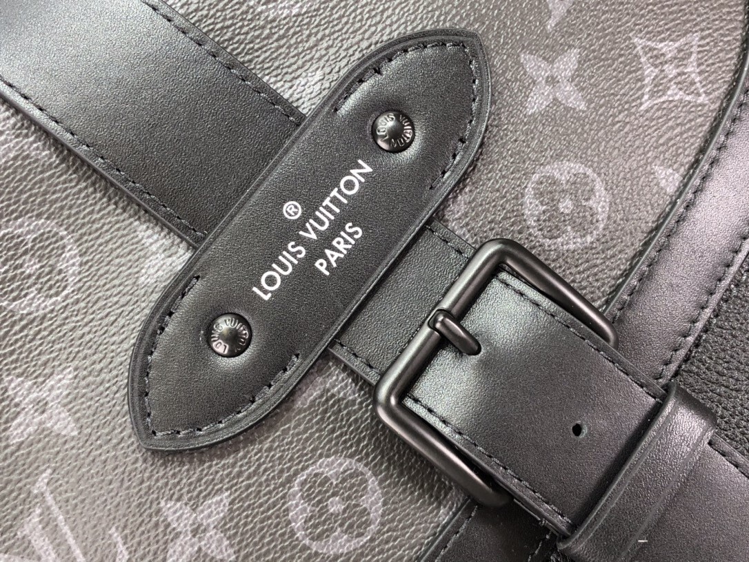 LV SAUMUR MESSENGER M45911