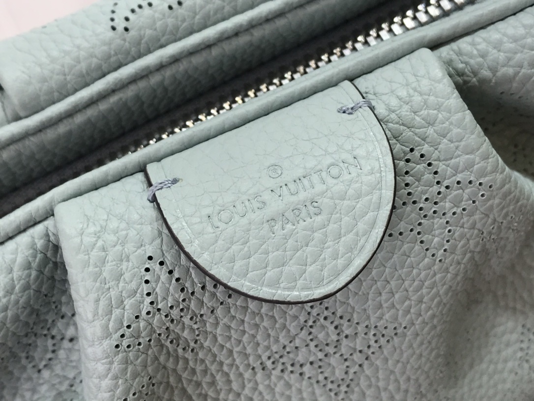 LV SCALA MINI POUCH M80092