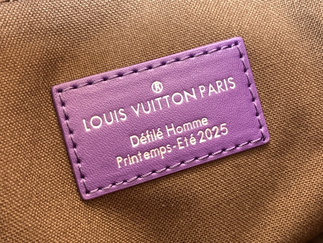 LV Shopper Tote M13928 