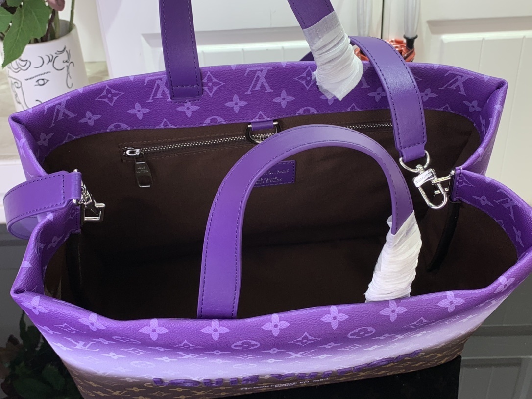 LV Shopper Tote M13928 