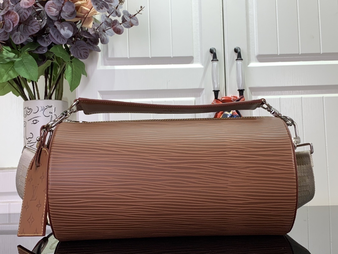 LV Should bag m23092