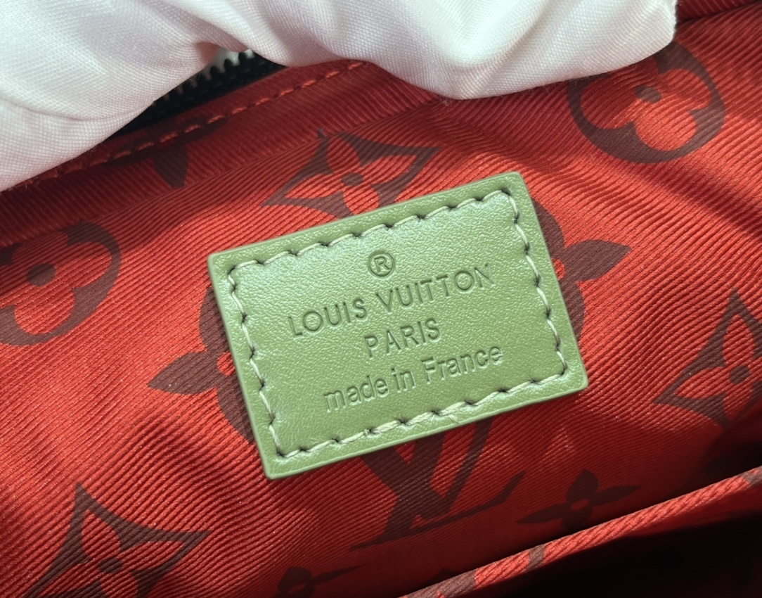 LV Should bag M23783 