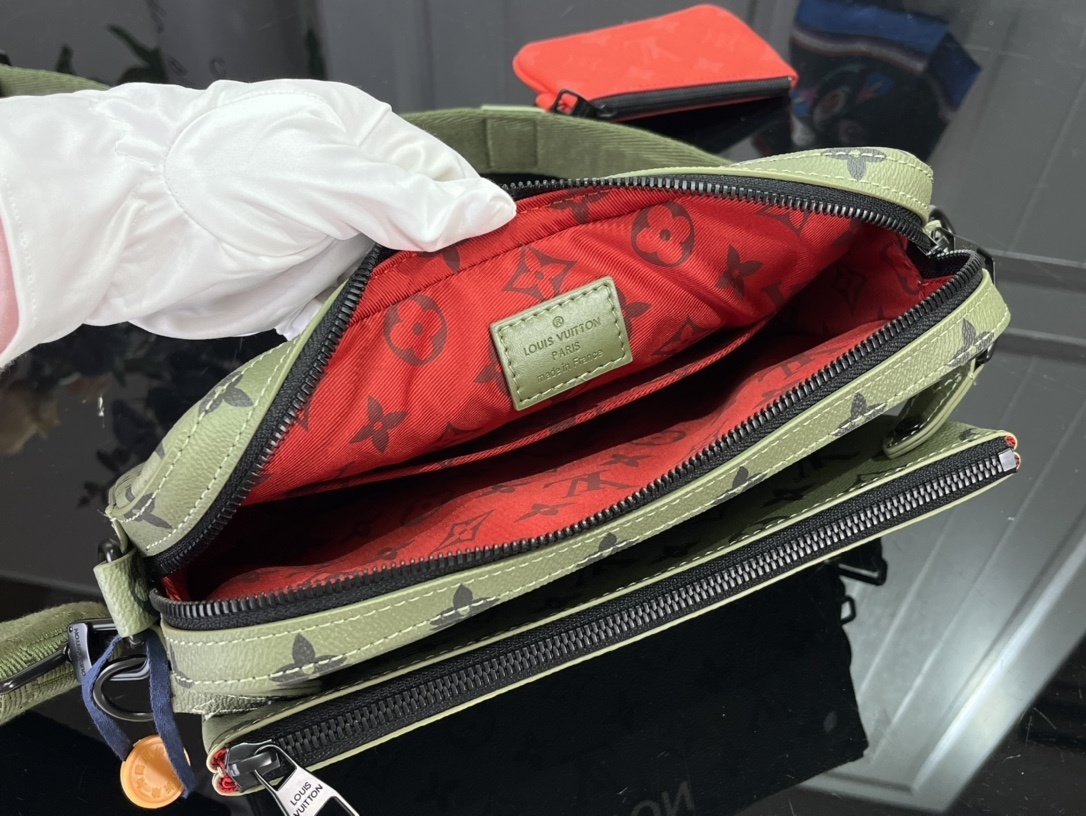 LV Should bag M23783 