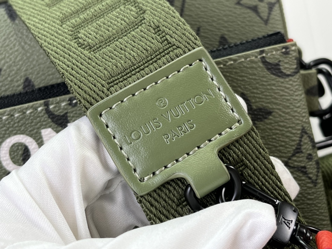 LV Should bag M23783 