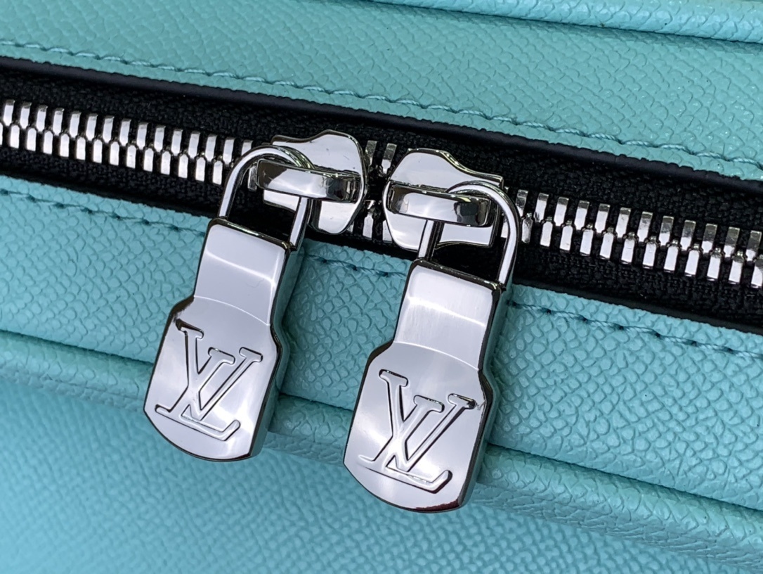 LV Should bag m30875