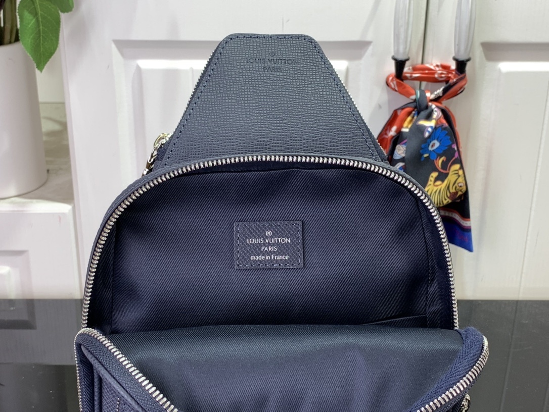 LV Should bag M30971