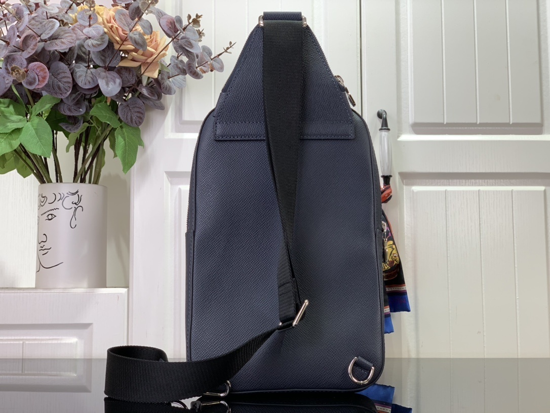 LV Should bag M30971