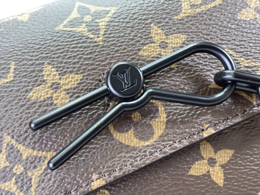 LV Should bag M82534