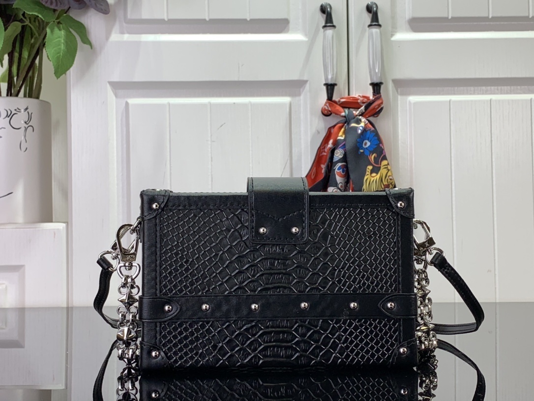 LV Should bag N40273 