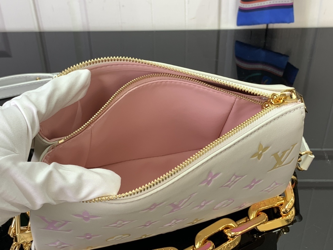 LV Shoulder bag m11727 