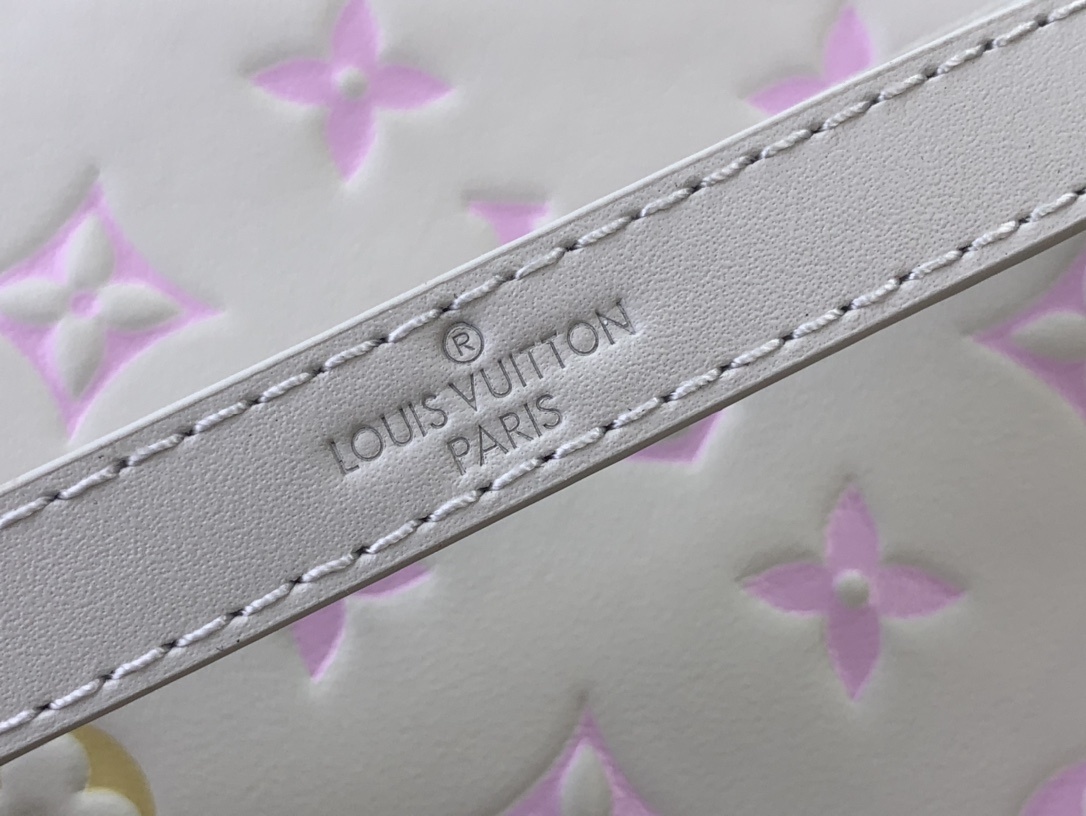 LV Shoulder bag m11727 