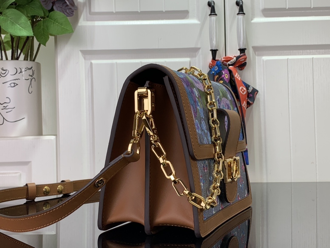 LV Shoulder bag M21266 