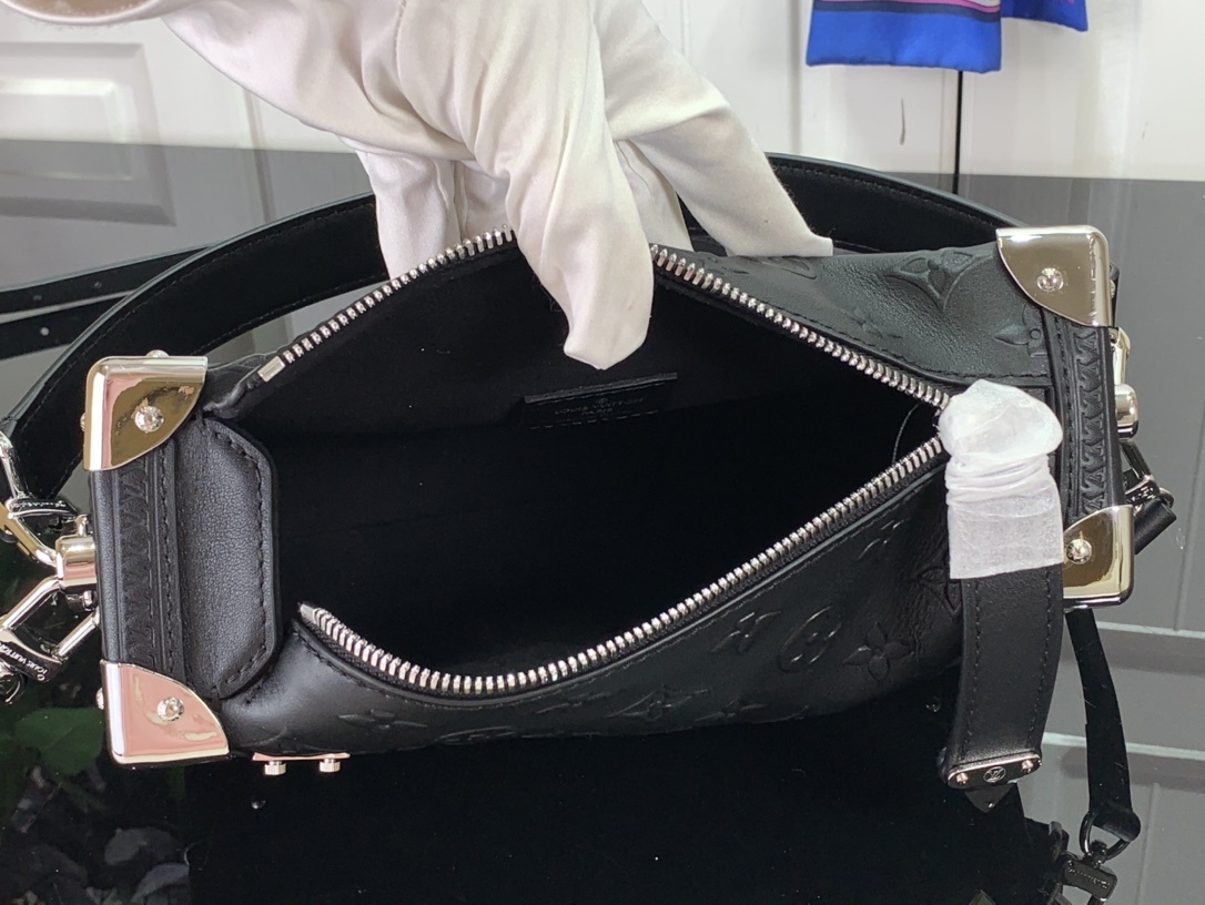 LV Shoulder bag m21741 21709 M46358