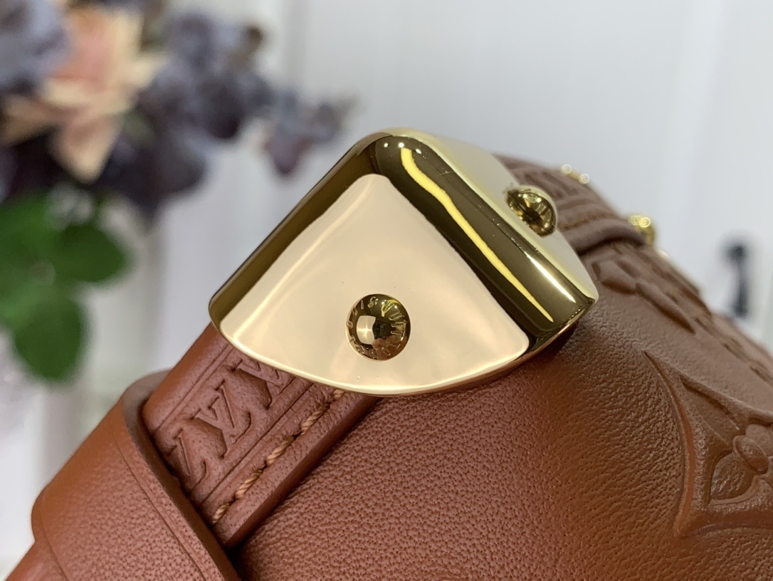 LV Shoulder bag m21741 21709 M46358